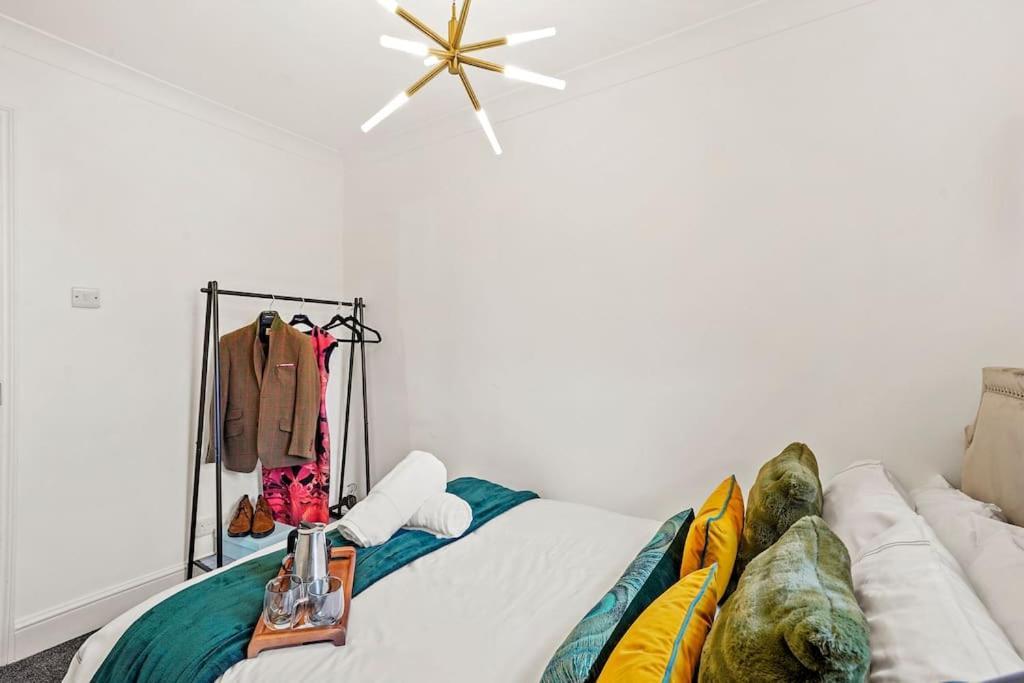 Cosy Apartment 5 Guests 3 Beds 1 Sofa Bed Lewisham London Ngoại thất bức ảnh